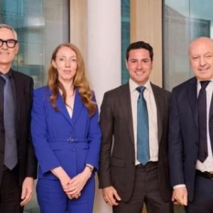 半岛体育-王勤伯：张康阳的故事，现在还只是开始