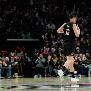 半岛体育官网-征战G联盟季后赛！开拓者官宣已将杨瀚森下放至撕裂之城混音队