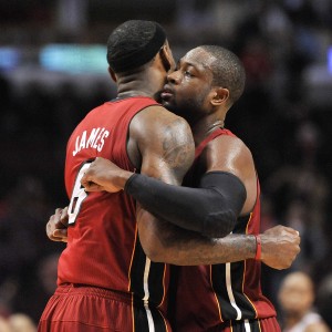 半岛体育APP-阿里纳斯：韦德本该有MVP&amp;更多得分王 但他为詹姆斯牺牲了数据