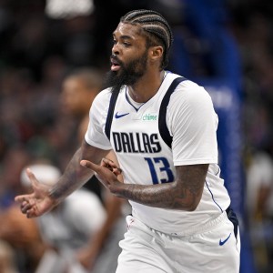 半岛体育官网-获胜功臣！马绍尔首发32分钟 12中8&amp;8罚全中砍下25分5板7助